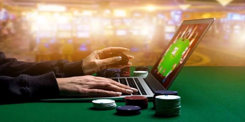 Secrets Behind Online Poker Tournaments Revealed!